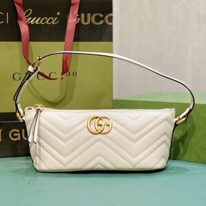 Gucci White Quilted Chevron Leather Shoulder Bag with Gold GG